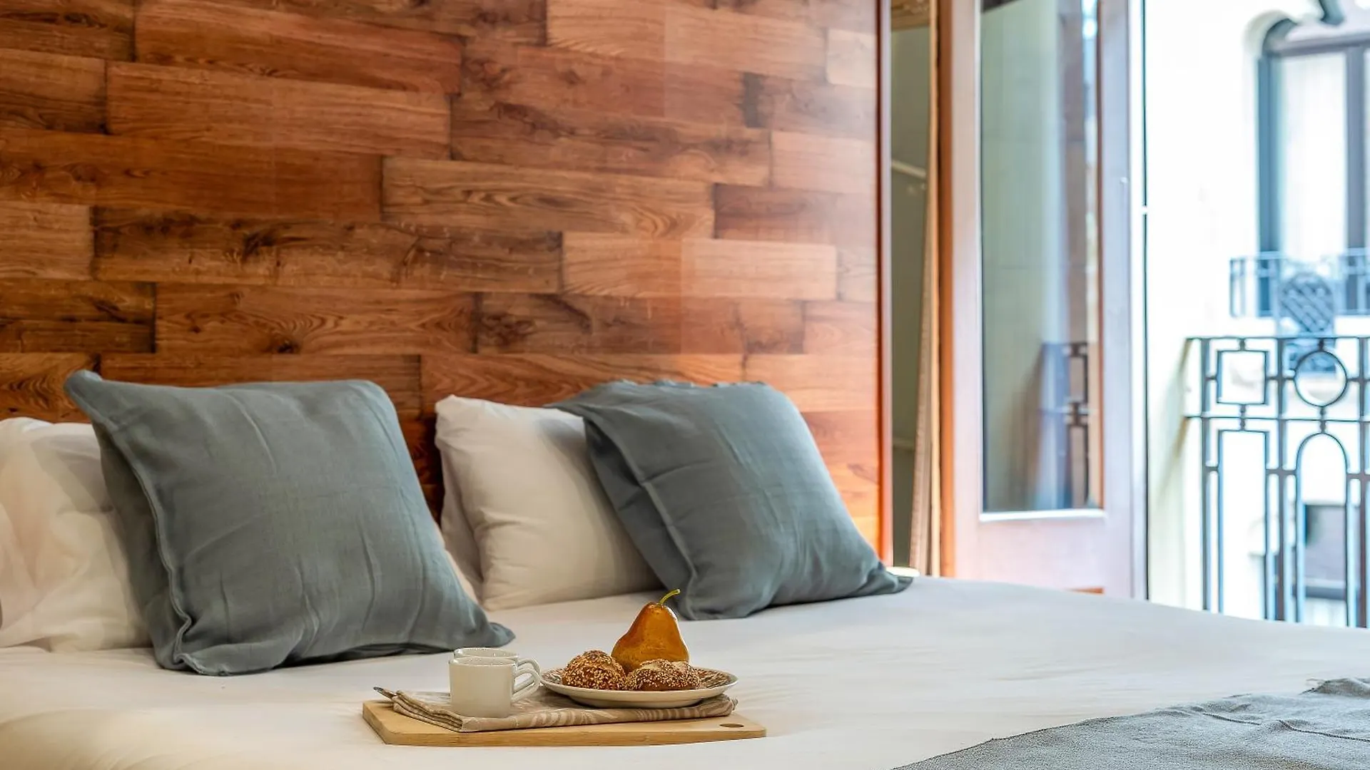 Canela Homes Barcelona Jardinets 0*,