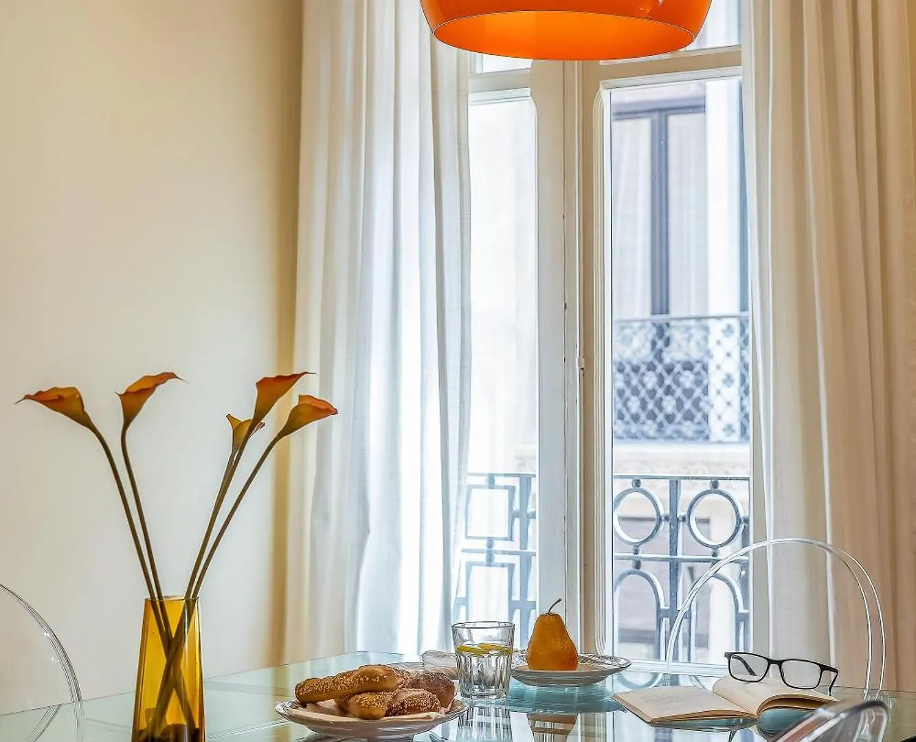 Canela Homes Barcelona Jardinets 西班牙